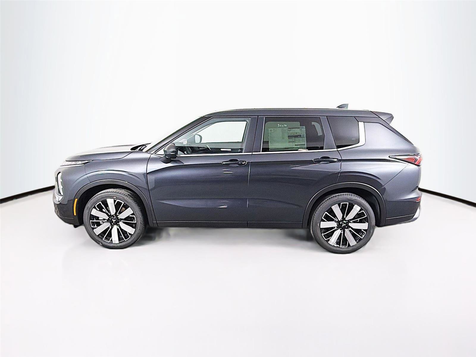 New 2026 Mitsubishi Outlander Ralliart image 4