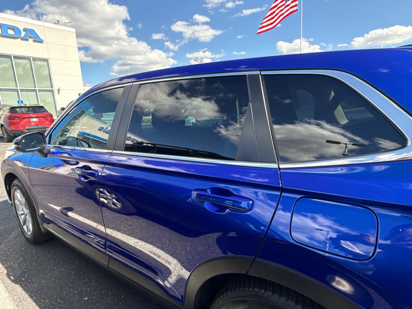 Used 2024 Honda CR-V EX image 7