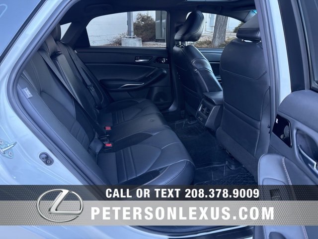 Used 2022 Toyota Avalon XSE image 18