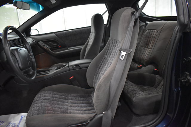 Used 2002 Chevrolet Camaro LT w/ Preferred Equipment Group 1 RWD image 10