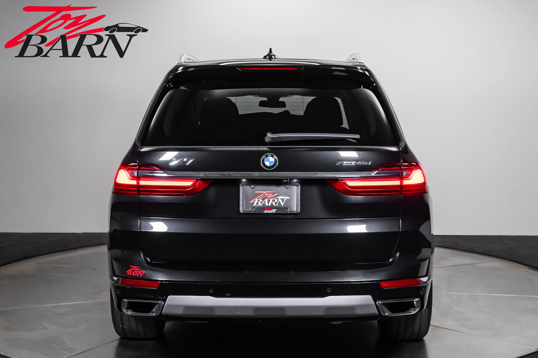 Used 2022 BMW X7 xDrive40i w/ Premium Package AWD/4WD image 4