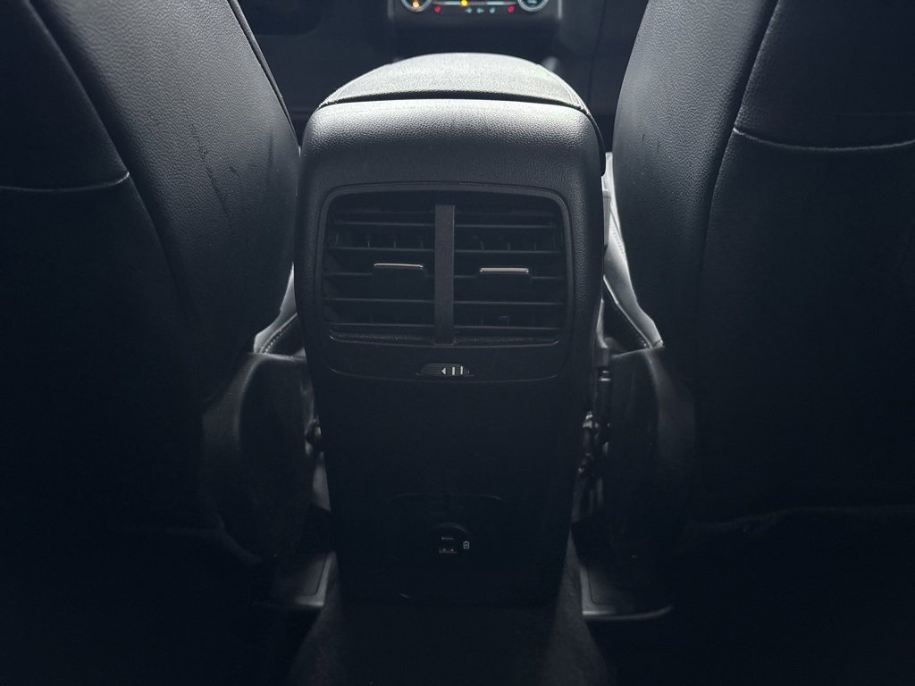 Used 2020 Ford Escape Titanium image 26
