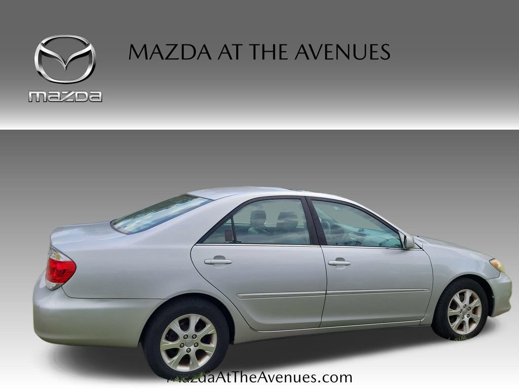 Used 2005 Toyota Camry XLE FWD image 14