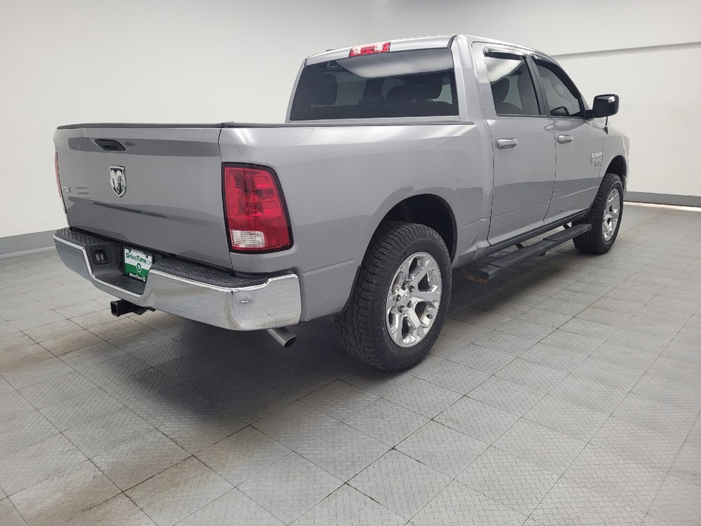 Used 2021 RAM 1500 Classic SLT RWD image 9