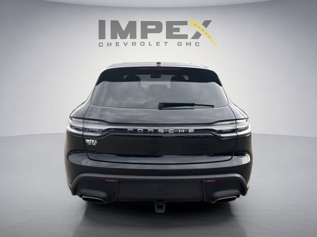 Used 2022 Porsche Macan AWD/4WD image 4