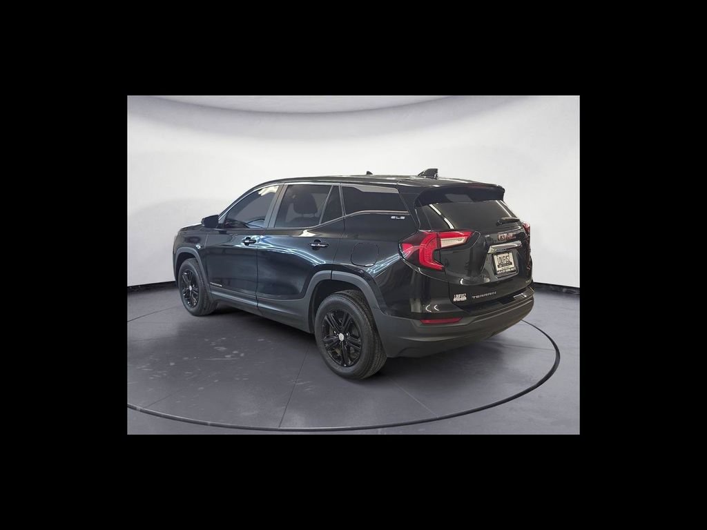 Used 2023 GMC Terrain SLE AWD/4WD image 4