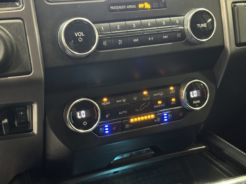 Used 2019 Ford Expedition Max Platinum AWD/4WD image 22
