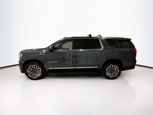 Used 2021 GMC Yukon XL Denali image 4