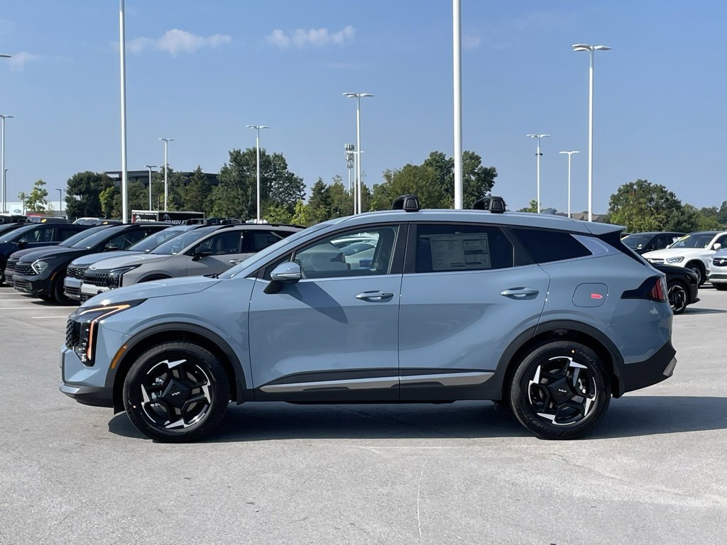 New 2026 Kia Sportage EX image 4
