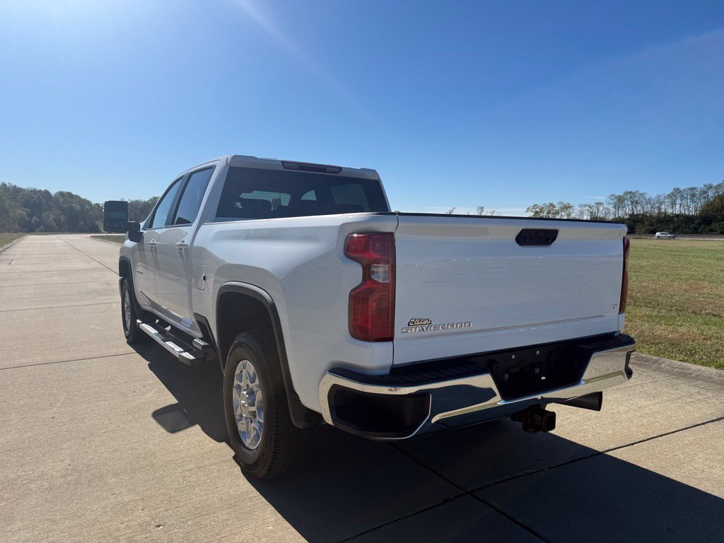 Used 2026 Chevrolet Silverado 2500 LT AWD/4WD image 8