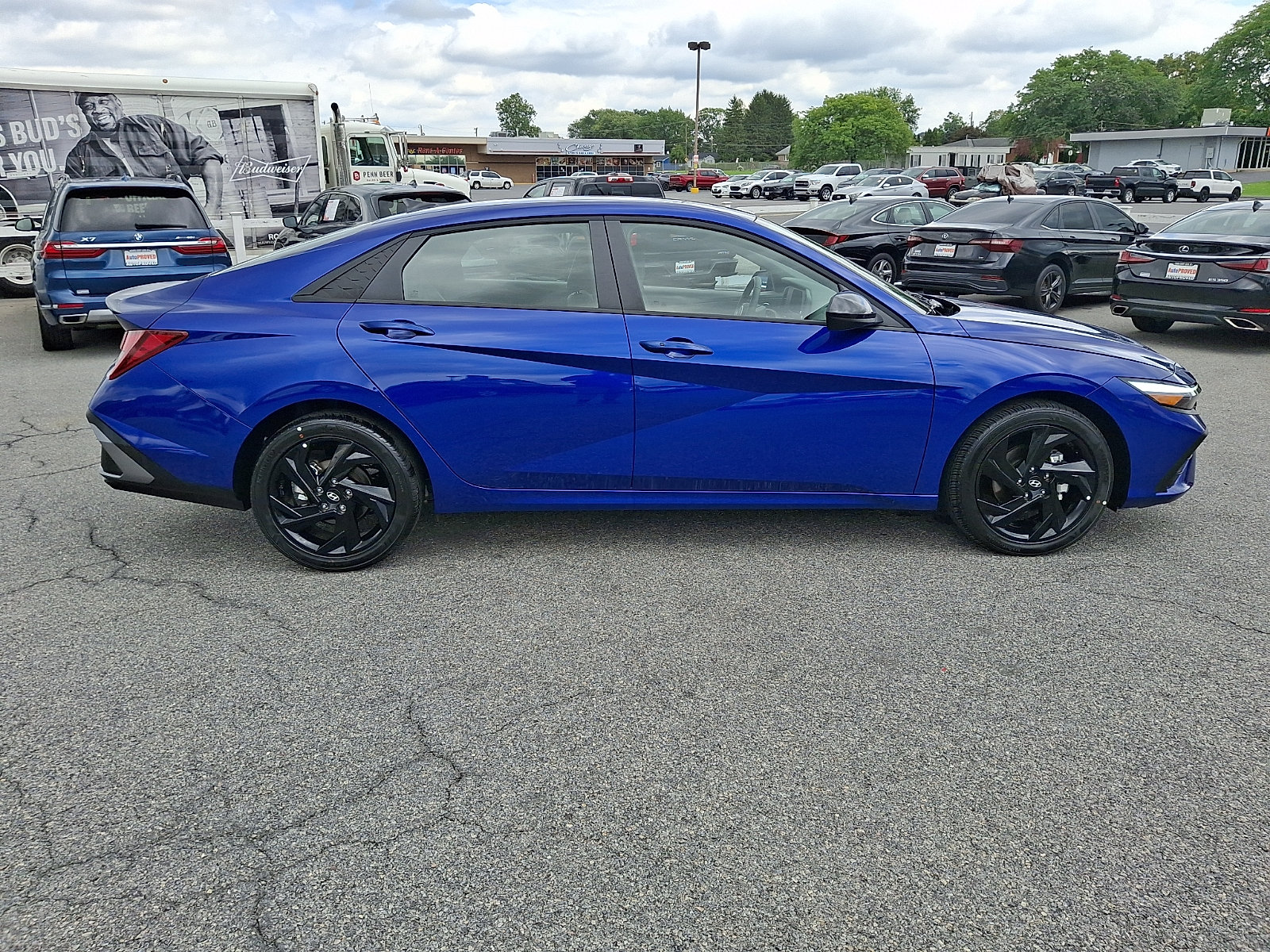 Used 2026 Hyundai Elantra Sport FWD image 7