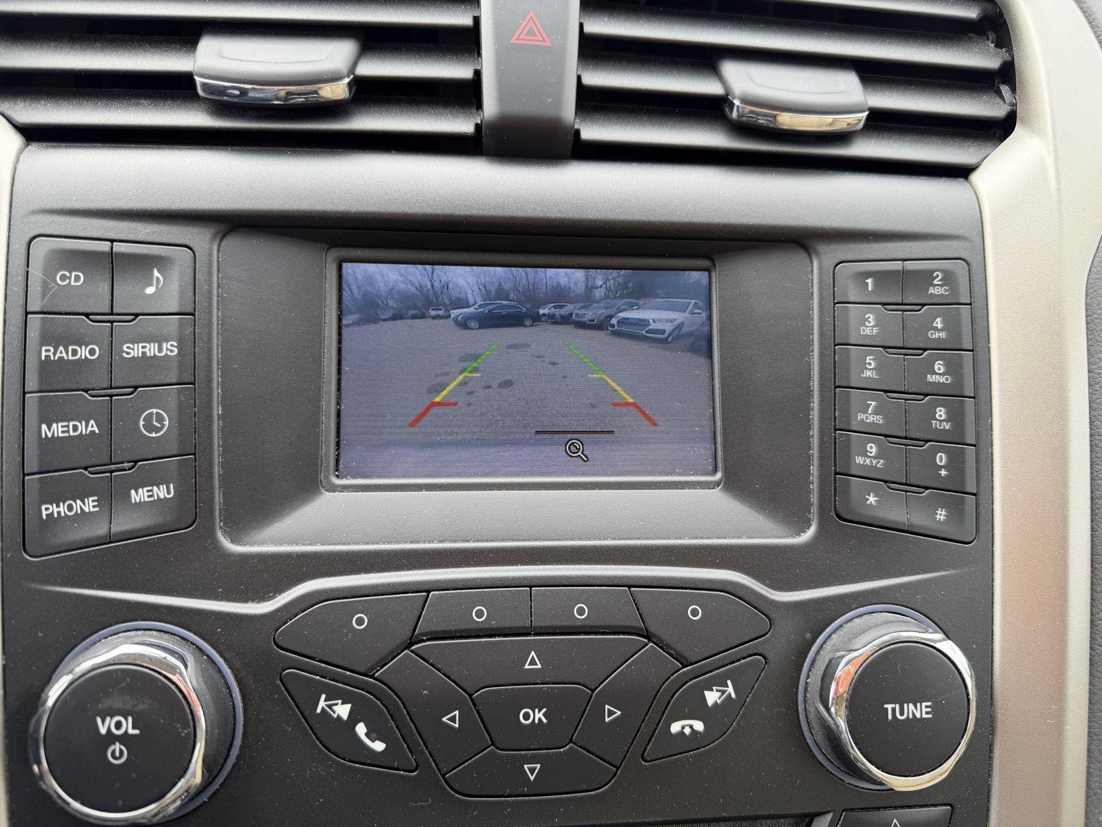 Used 2015 Ford Fusion SE image 15