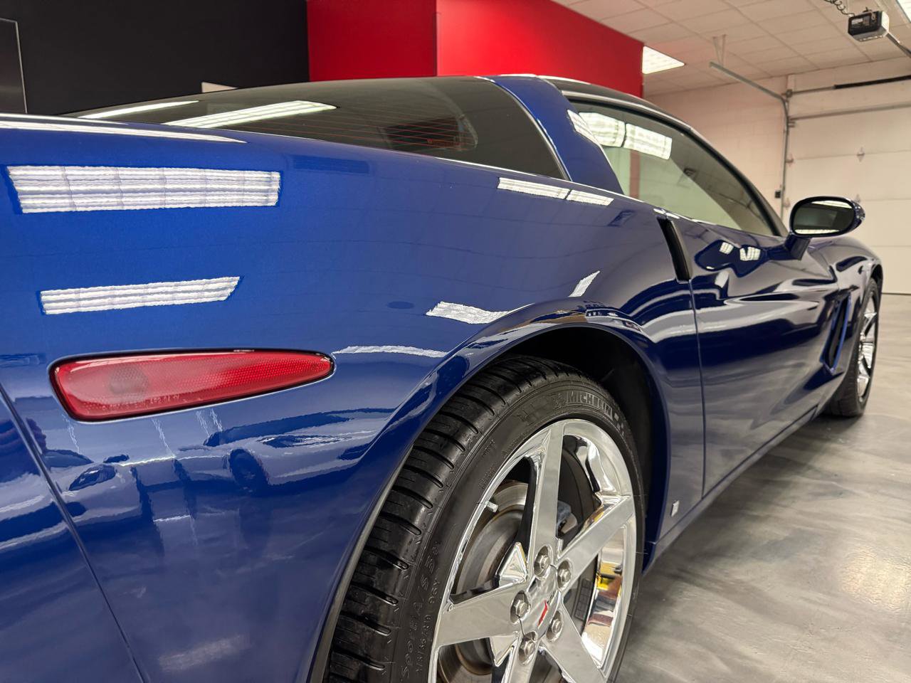 Used 2007 Chevrolet Corvette Coupe image 24