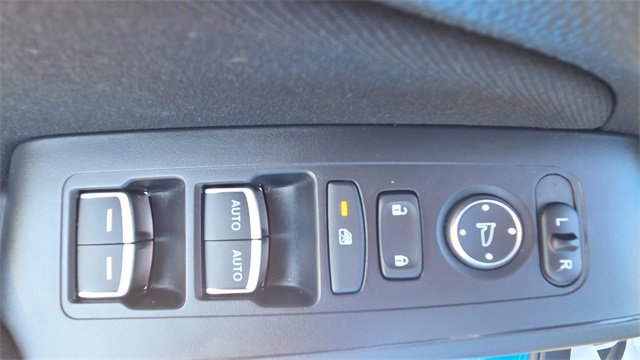 Used 2025 Honda Civic Sport image 25