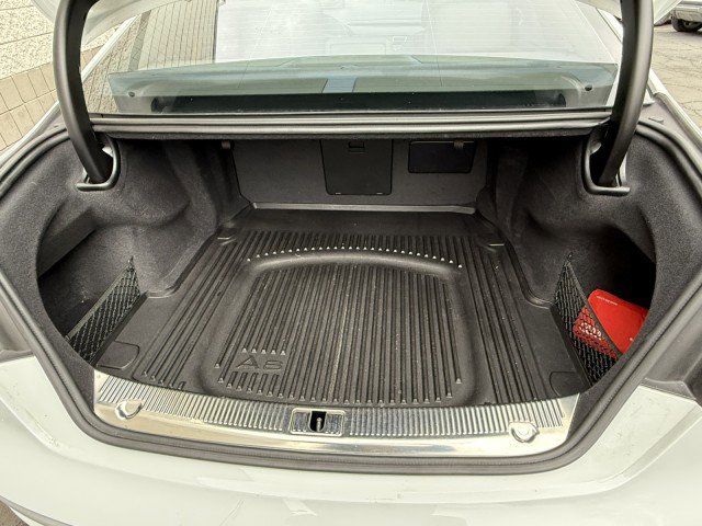 Used 2017 Audi A8 L 4.0T w/ Rear Seat Comfort Package AWD/4WD image 9