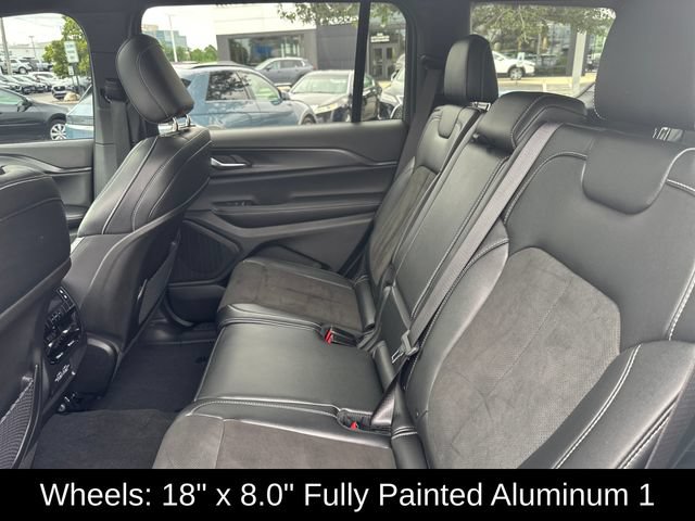 Used 2023 Jeep Grand Cherokee L Laredo AWD/4WD image 19
