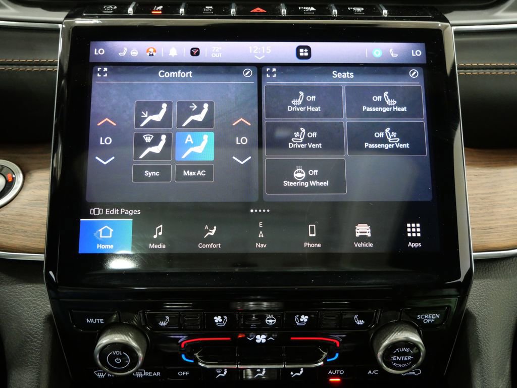 Used 2023 Jeep Grand Cherokee Summit w/ Adv Protech Group IV AWD/4WD image 22