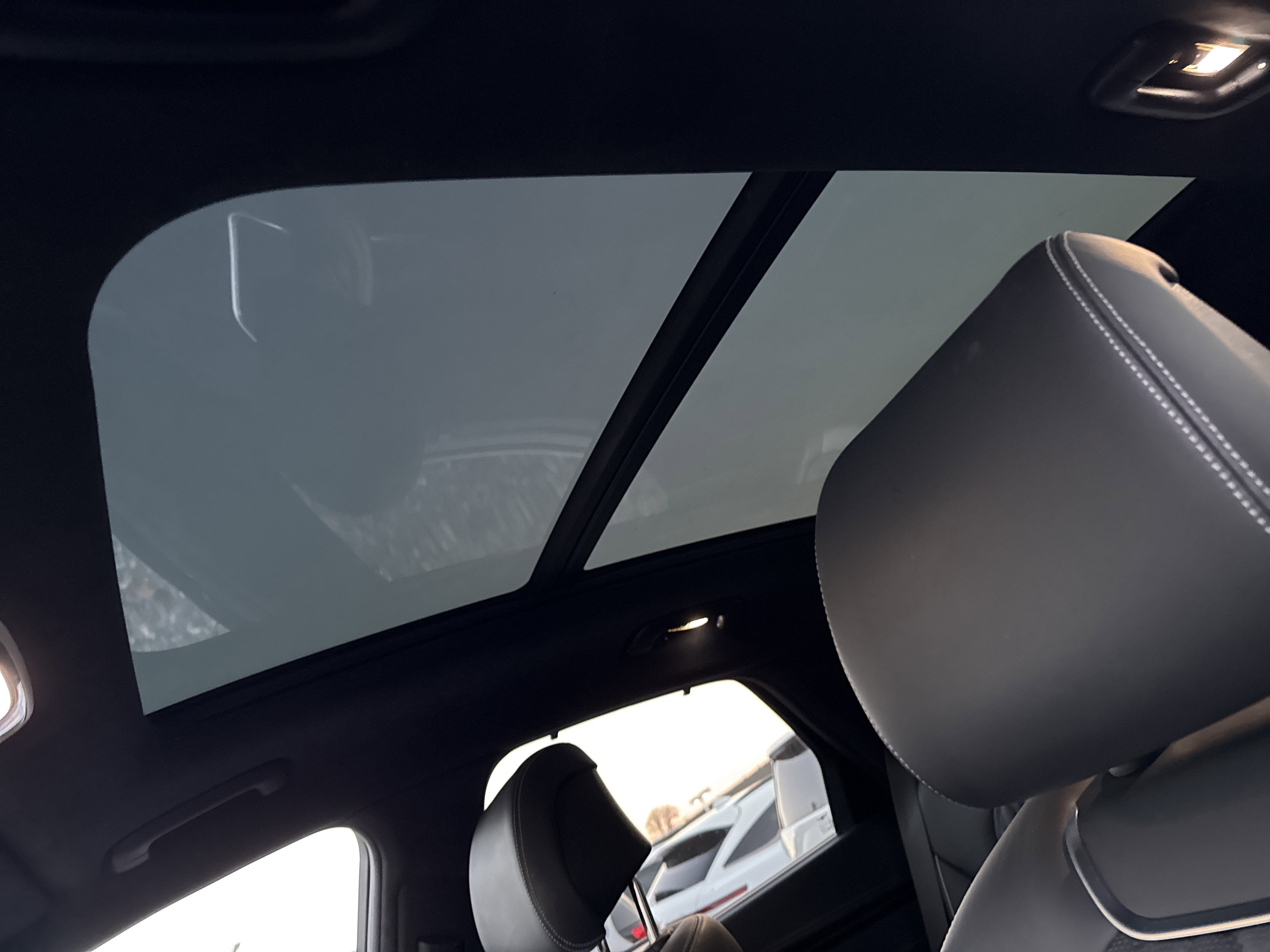 Used 2023 Genesis GV70 3.5T Sport w/ Sport Prestige Package image 11