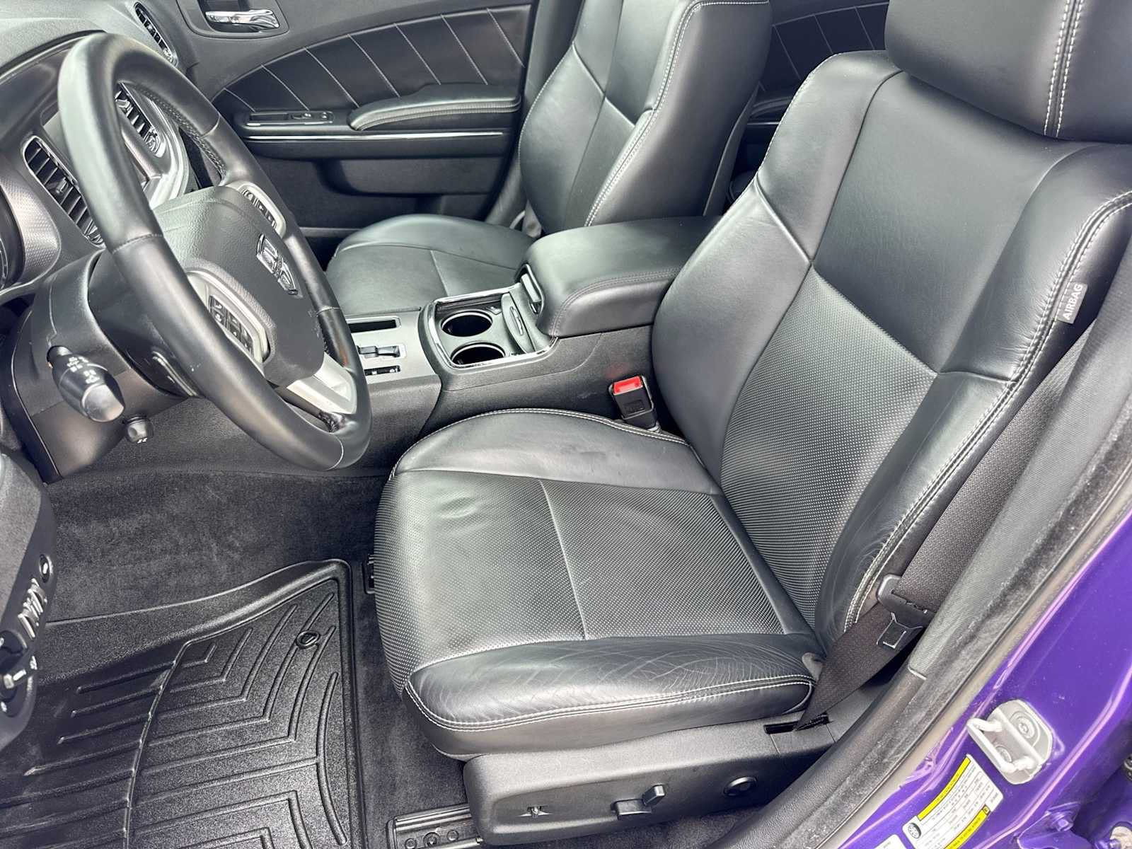 Used 2014 Dodge Charger R/T RWD image 16