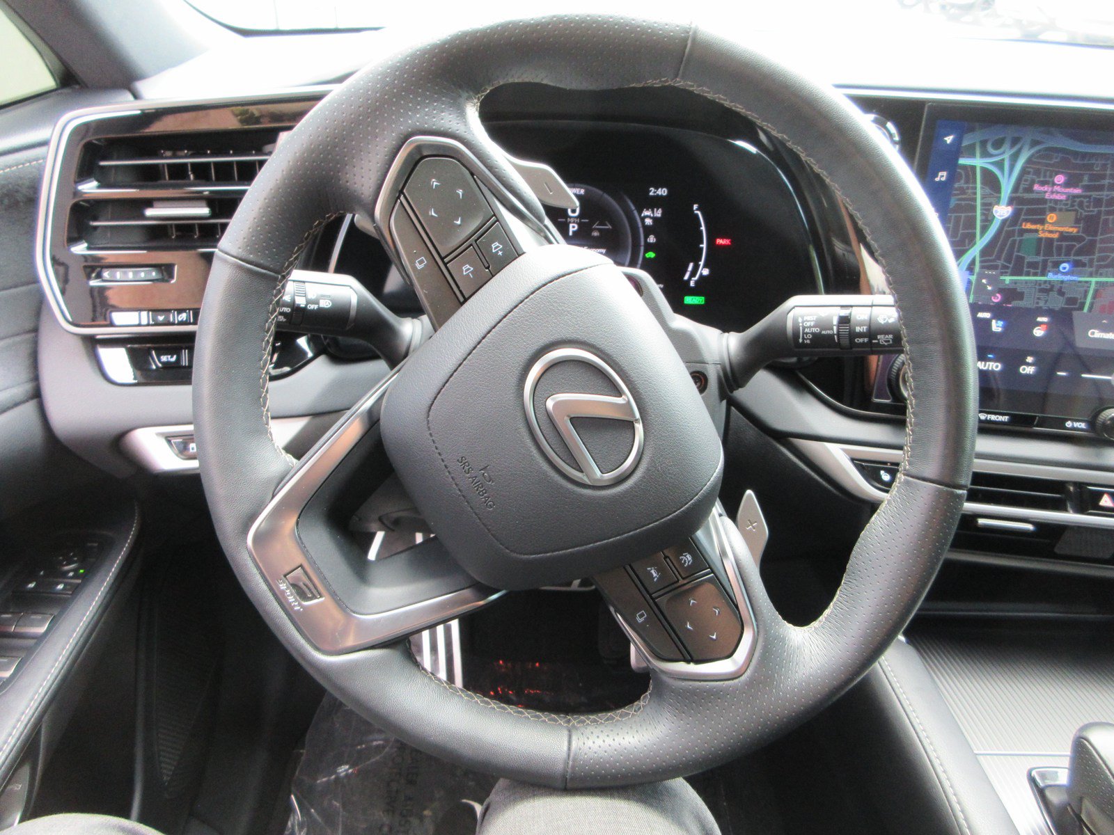Used 2024 Lexus RX 500h F Sport w/ Convenience Package AWD/4WD image 38