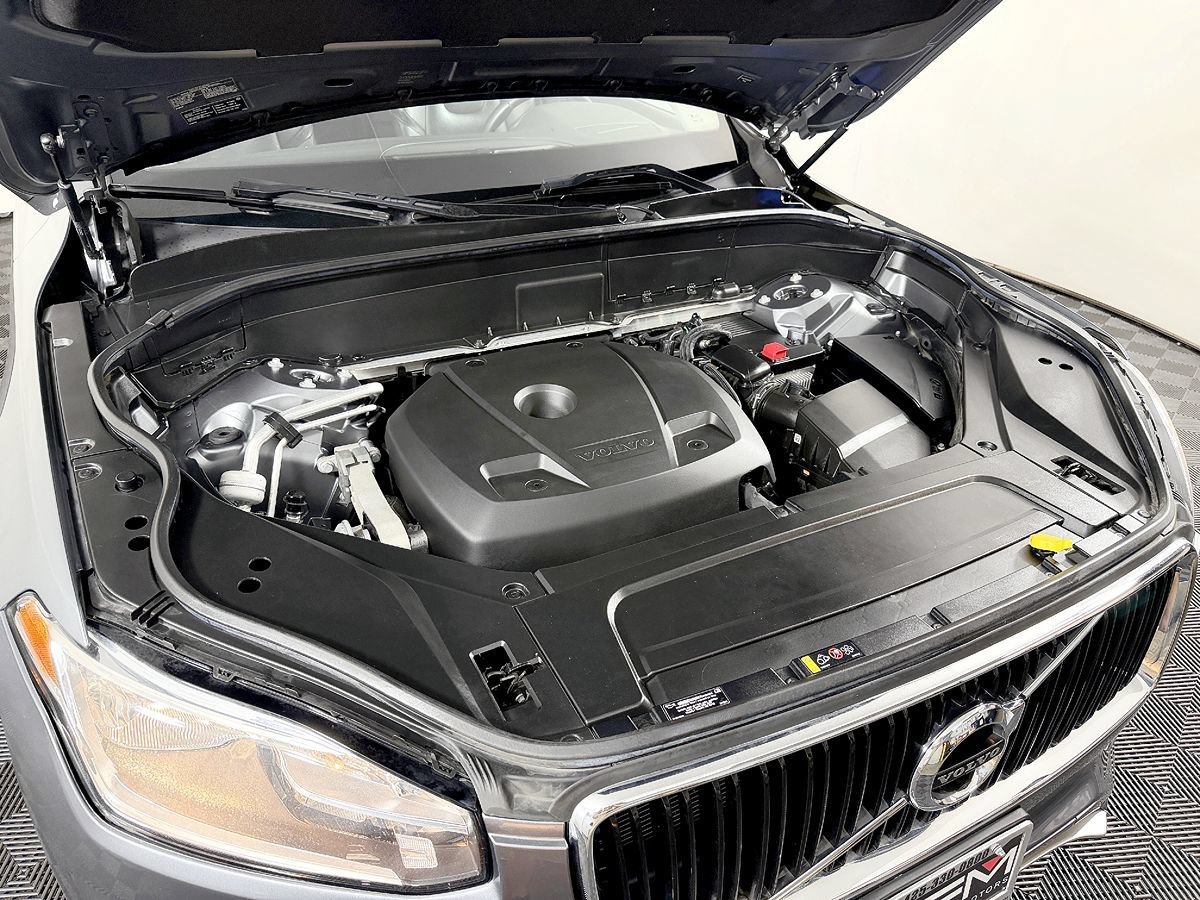 Used 2016 Volvo XC90 T6 Momentum w/ Vision Package AWD/4WD image 23