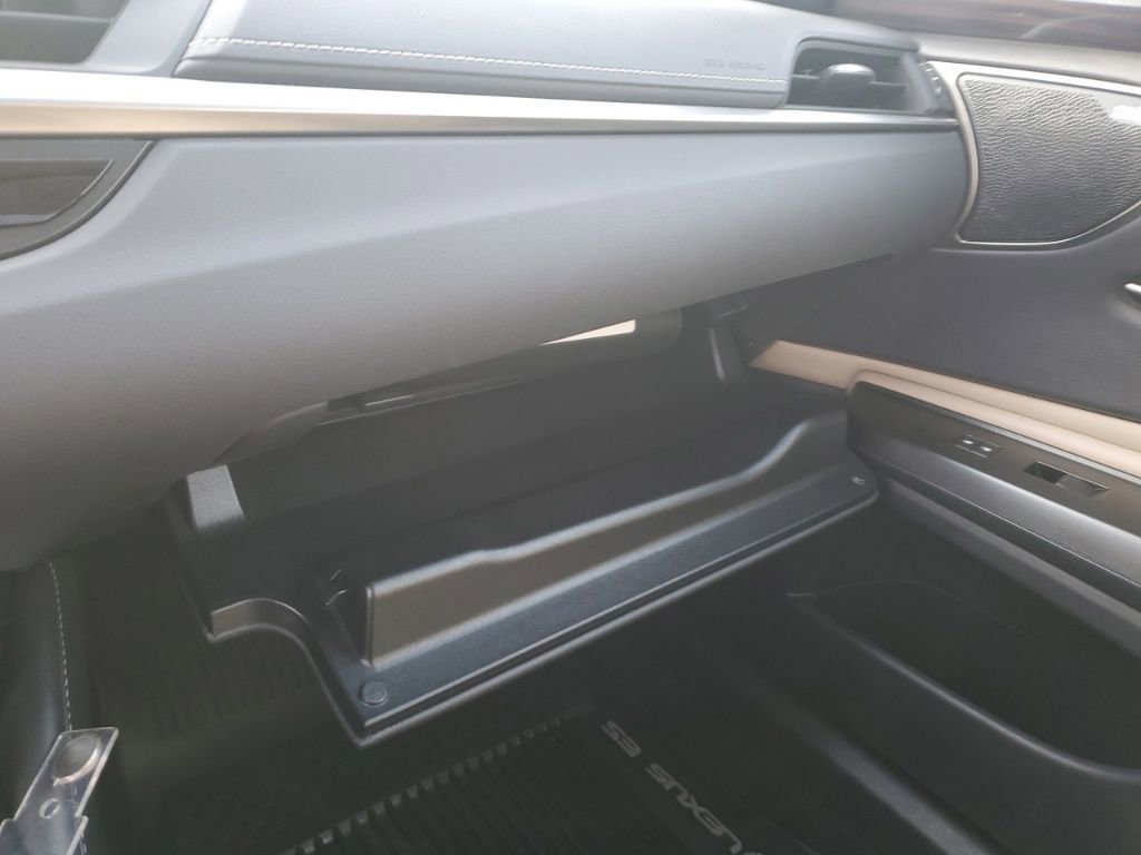 Used 2019 Lexus ES 350 Luxury image 22