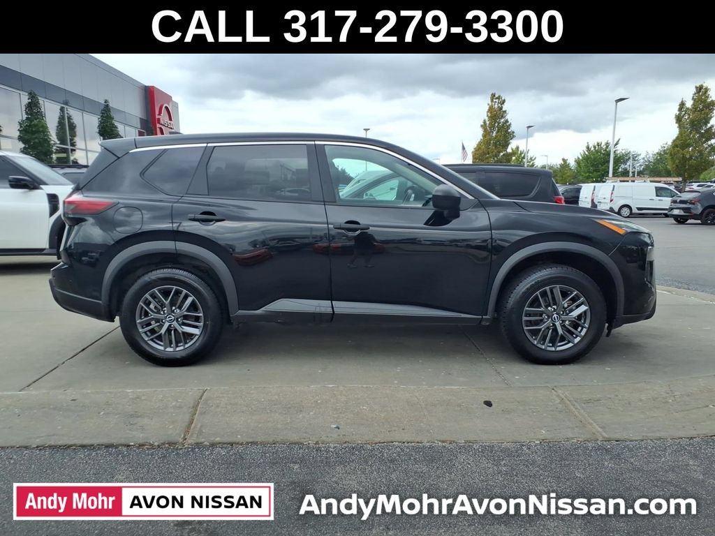 Used 2024 Nissan Rogue S FWD image 9