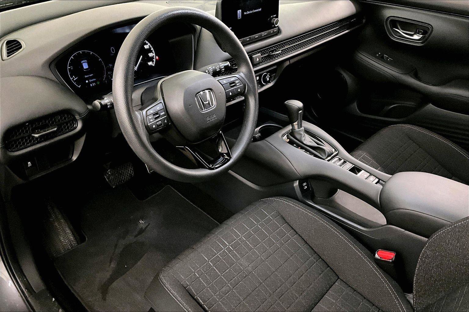 Used 2025 Honda HR-V LX image 12