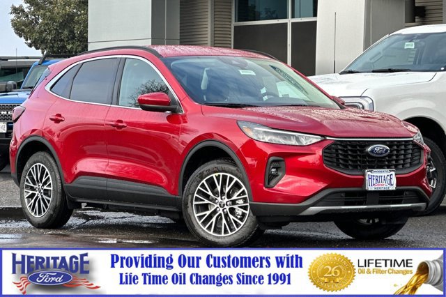 New 2025 Ford Escape SE image 2