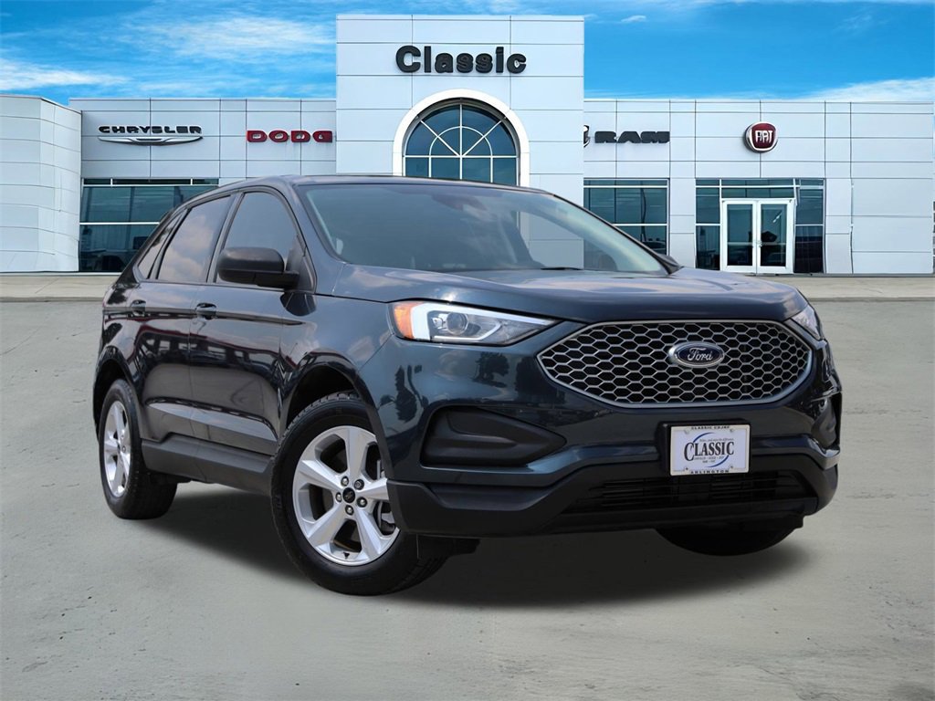 Used 2024 Ford Edge SE