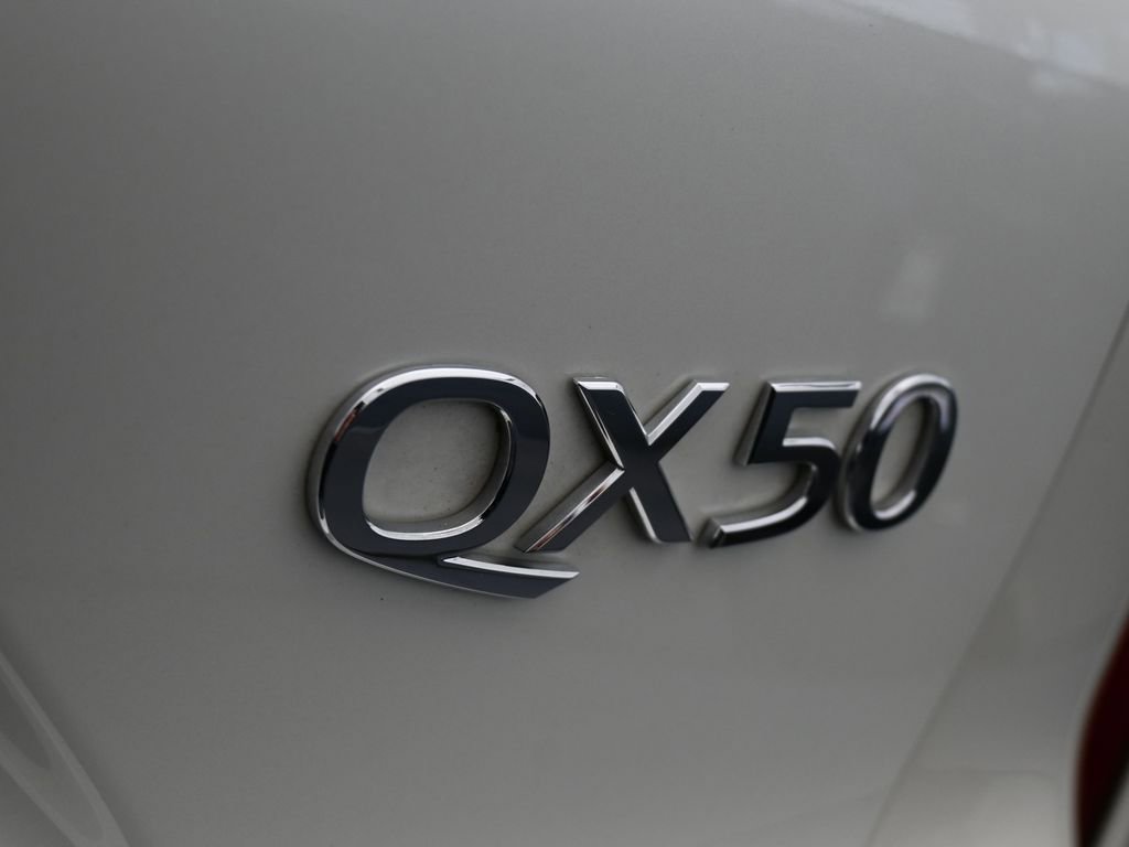 Used 2021 INFINITI QX50 Essential w/ Convenience Package image 36