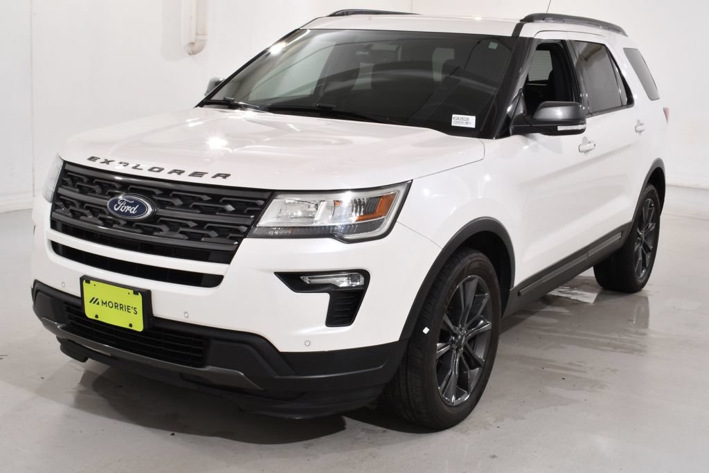 Used 2019 Ford Explorer XLT w/ Equipment Group 202A AWD/4WD image 2