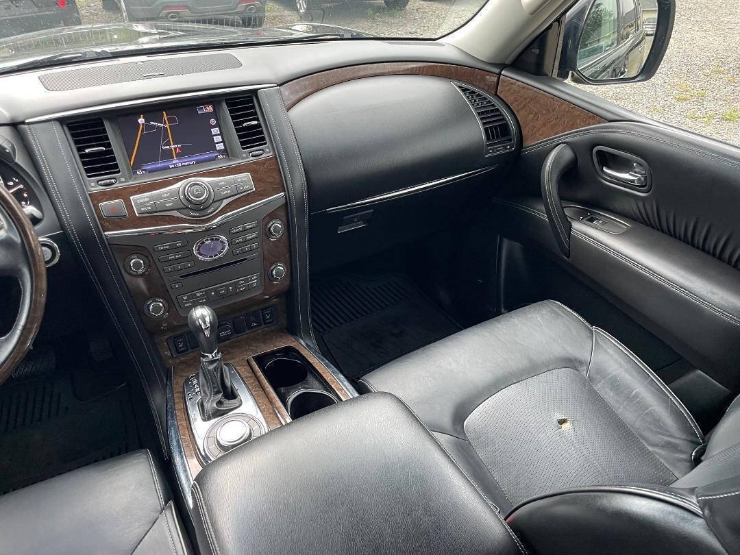 Used 2017 INFINITI QX80 4WD w/ Driver Assistance Package image 16