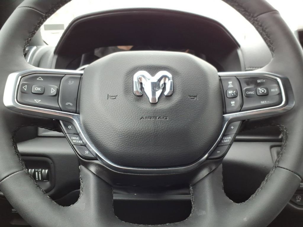 Used 2026 RAM 1500 Laramie AWD/4WD image 19