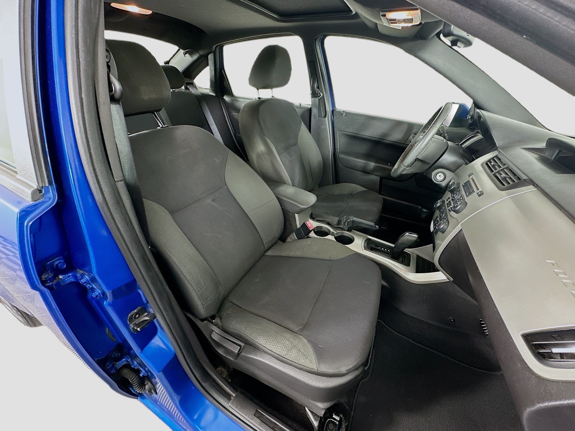 Used 2011 Ford Focus SES w/ 401A Rapid Spec Order Code FWD image 28