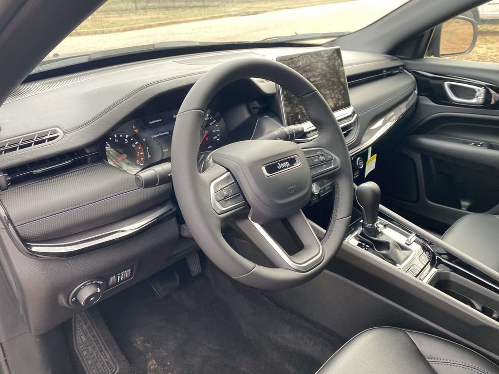 New 2026 Jeep Compass Latitude AWD/4WD image 18