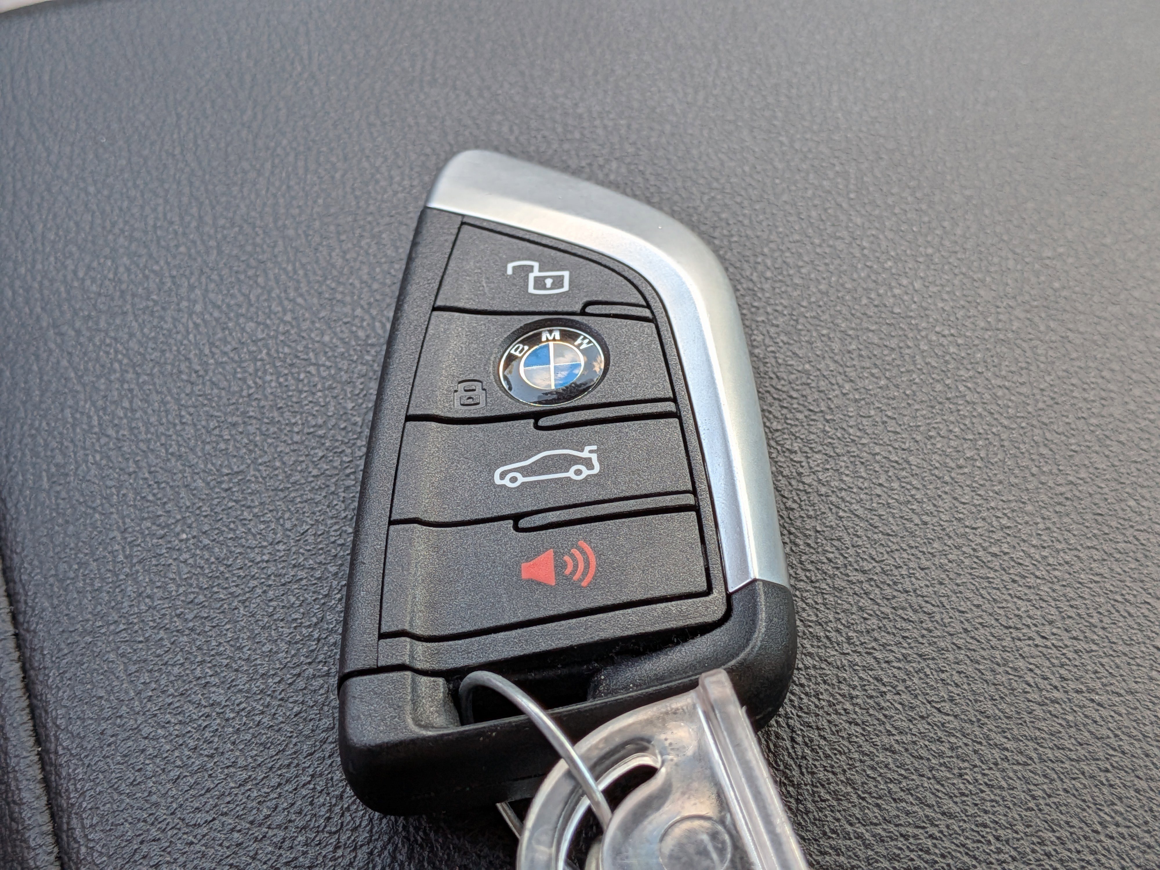 Used 2025 BMW 330i Sedan image 34