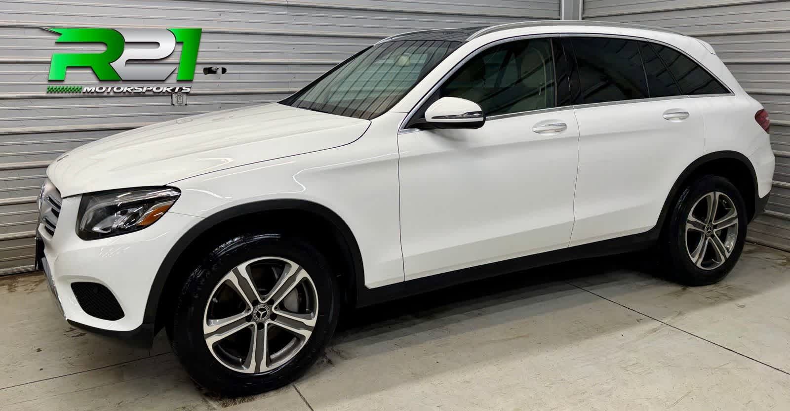 Used 2019 Mercedes-Benz GLC 300 4MATIC image 1