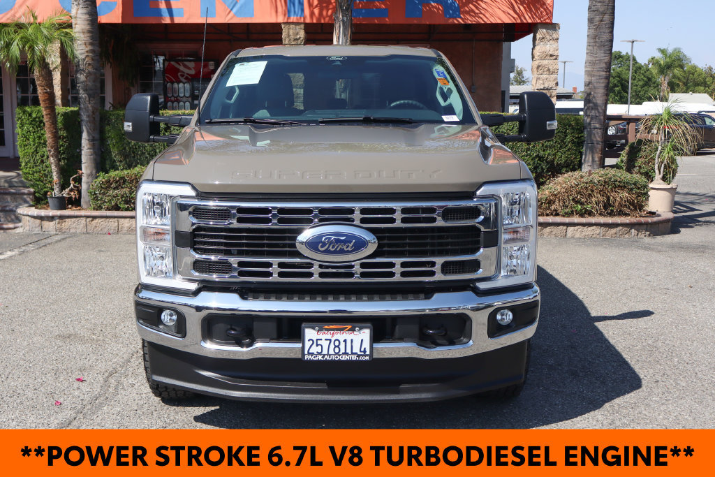 Used 2026 Ford F250 XLT AWD/4WD image 3