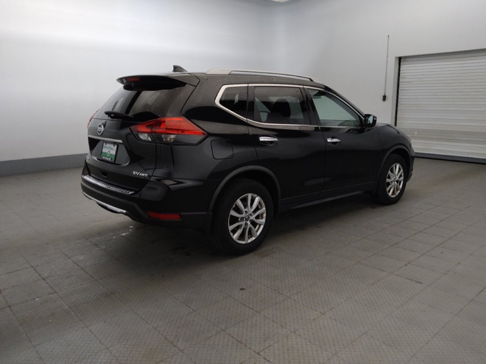 Used 2017 Nissan Rogue SV AWD/4WD image 10