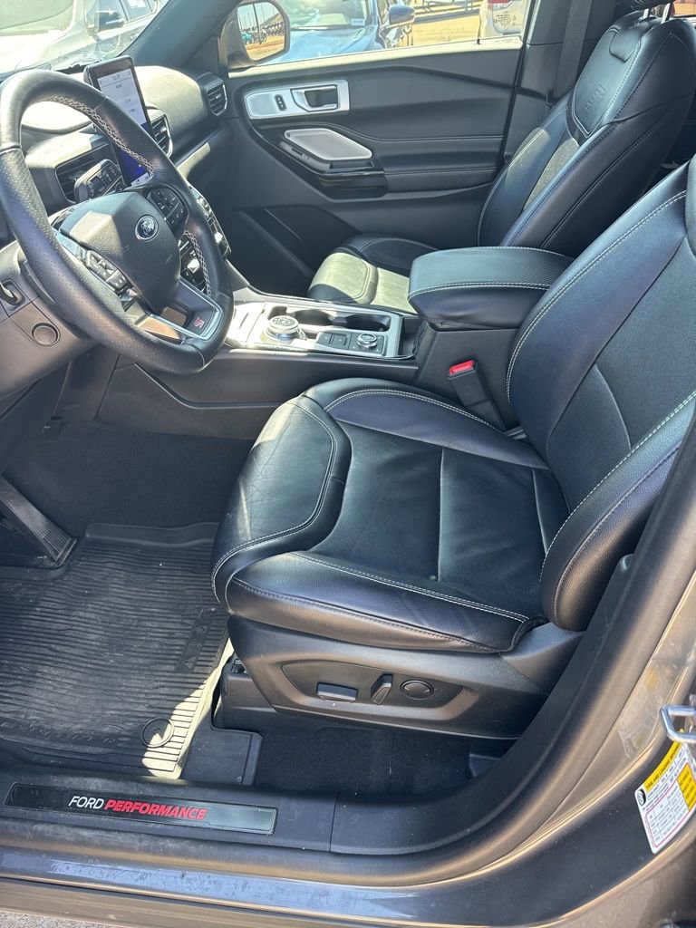 Used 2023 Ford Explorer ST w/ Equipment Group 401A image 11