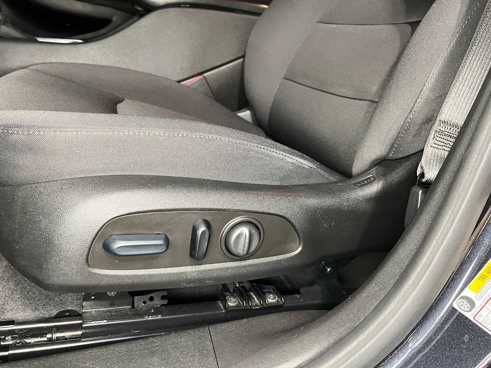 Used 2023 Chevrolet Malibu LT image 24