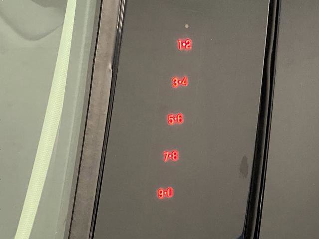 Used 2021 Ford Edge SEL image 23