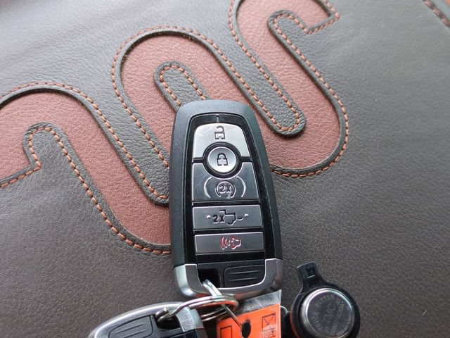 Certified 2022 Ford F450 King Ranch w/ King Ranch Ultimate Package AWD/4WD image 32