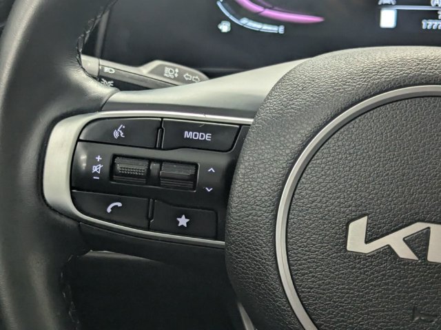 Certified 2023 Kia Sportage EX FWD image 19