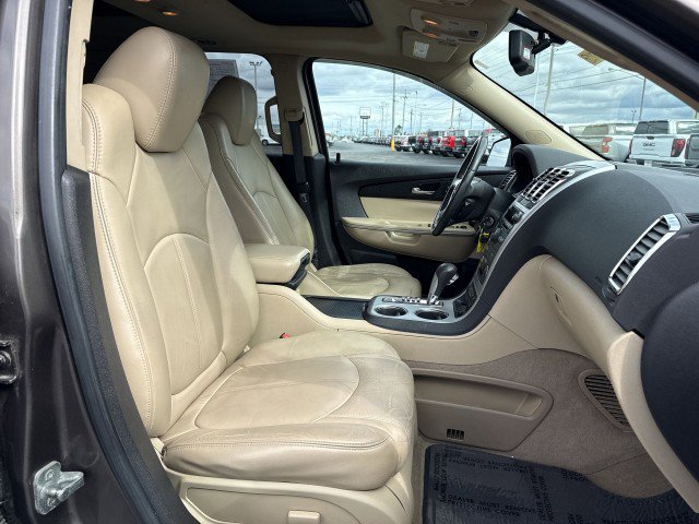 Used 2011 GMC Acadia SLT image 25