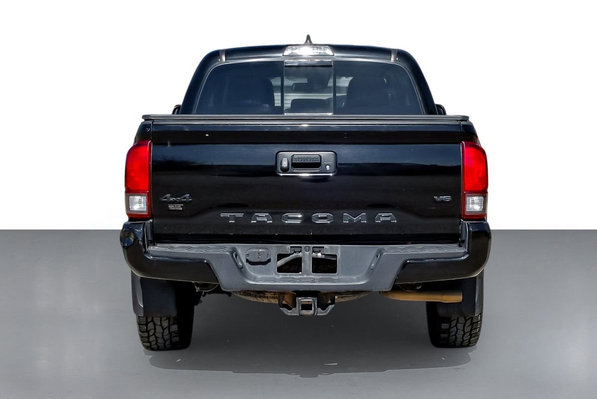 Used 2023 Toyota Tacoma SR5 w/ Trail Edition image 8