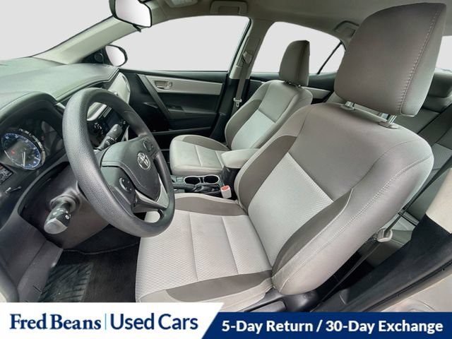 Used 2019 Toyota Corolla LE w/ Carpet Mat Package (TMS) FWD image 25