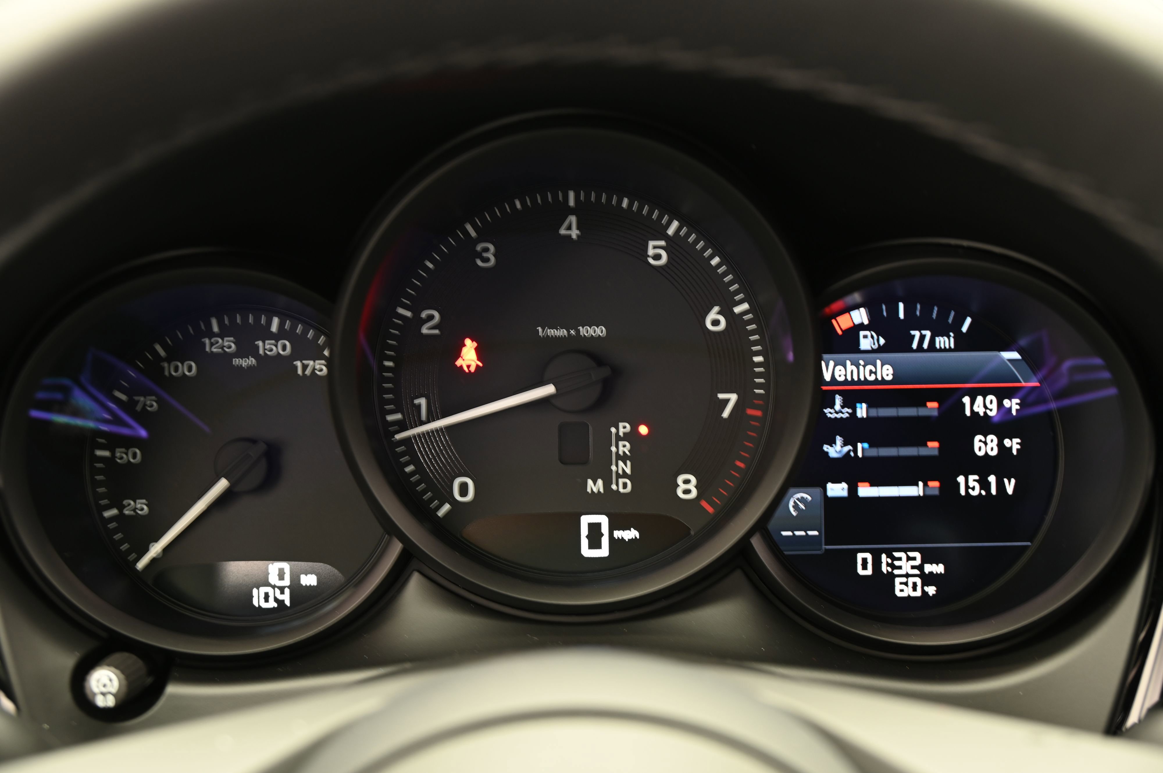 Certified 2025 Porsche Macan image 46