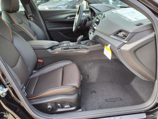 New 2026 Cadillac CT4 V w/ LPO, ONYX Package image 9